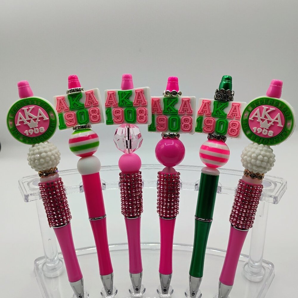 AKA pens new condition with refillable ink - 6 pieces